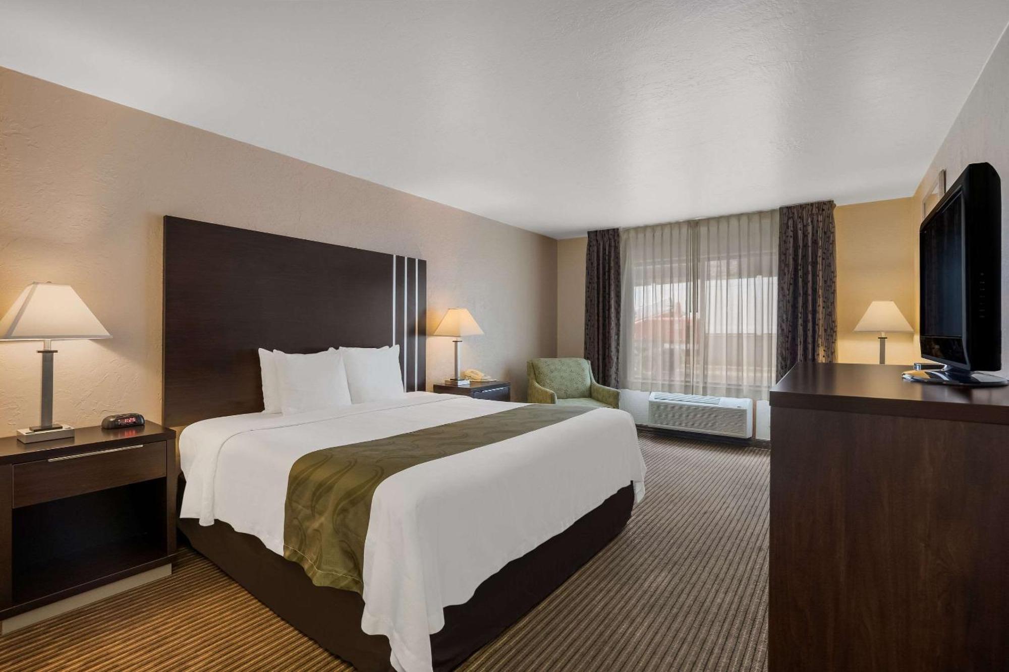 Quality Inn Richfield I-70 Bagian luar foto