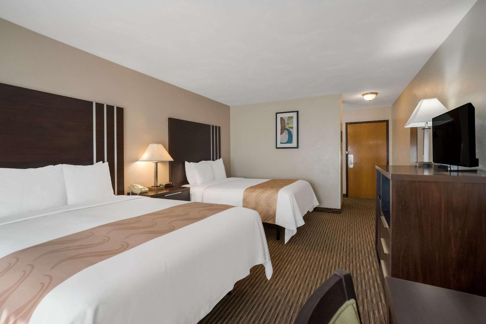 Quality Inn Richfield I-70 Bagian luar foto
