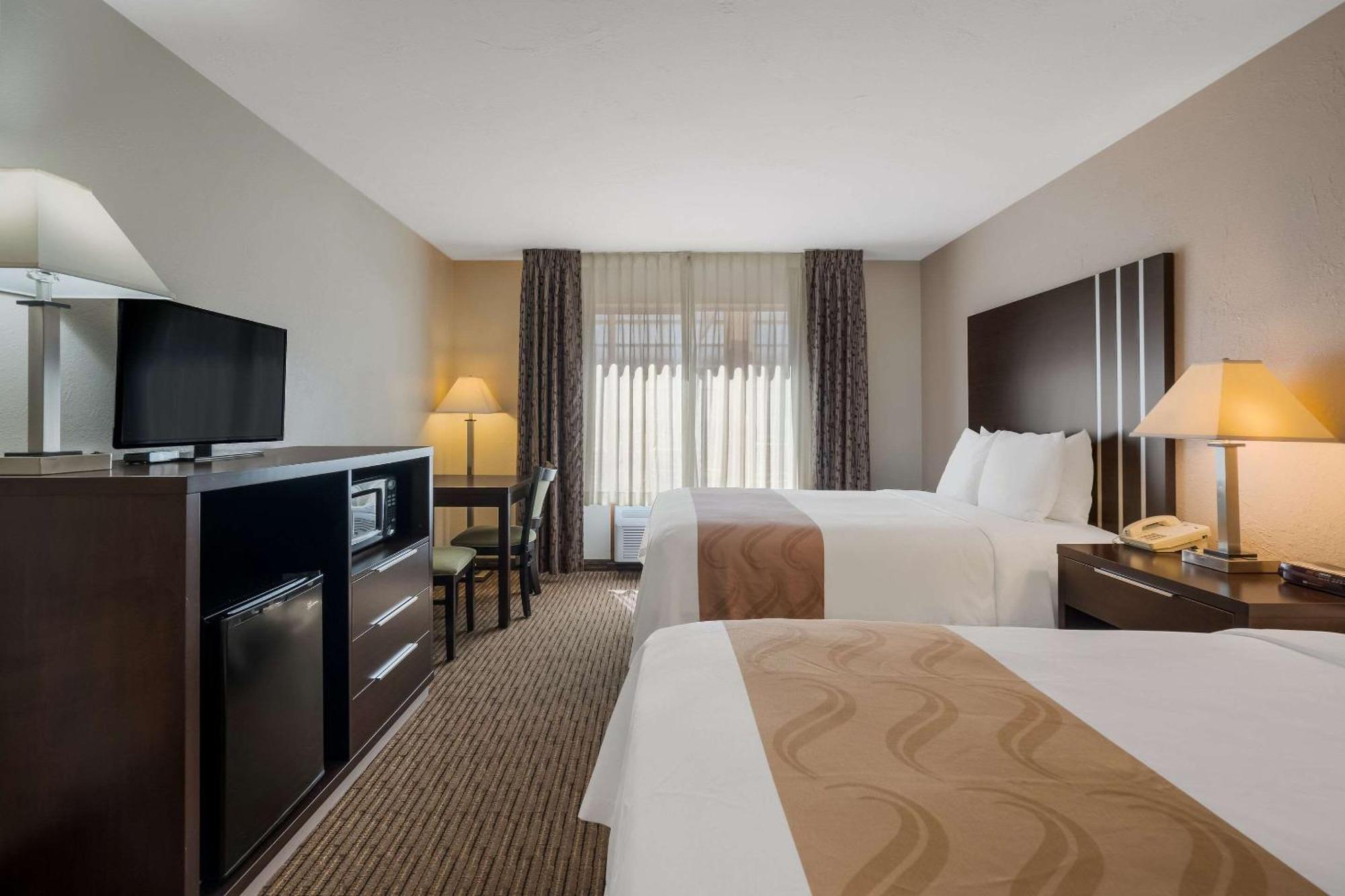 Quality Inn Richfield I-70 Bagian luar foto