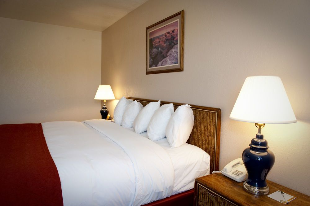 Quality Inn Richfield I-70 Bagian luar foto